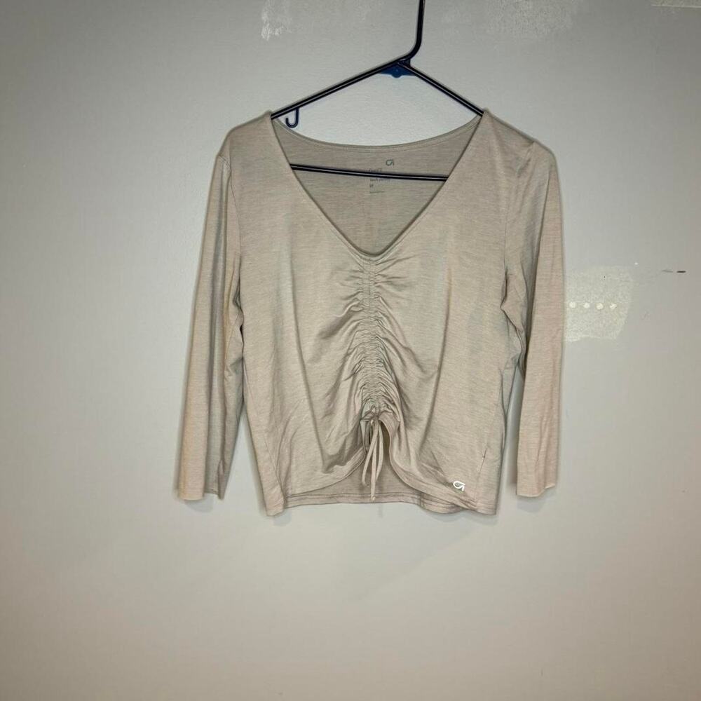 Gapfit cream long sleeve top size m